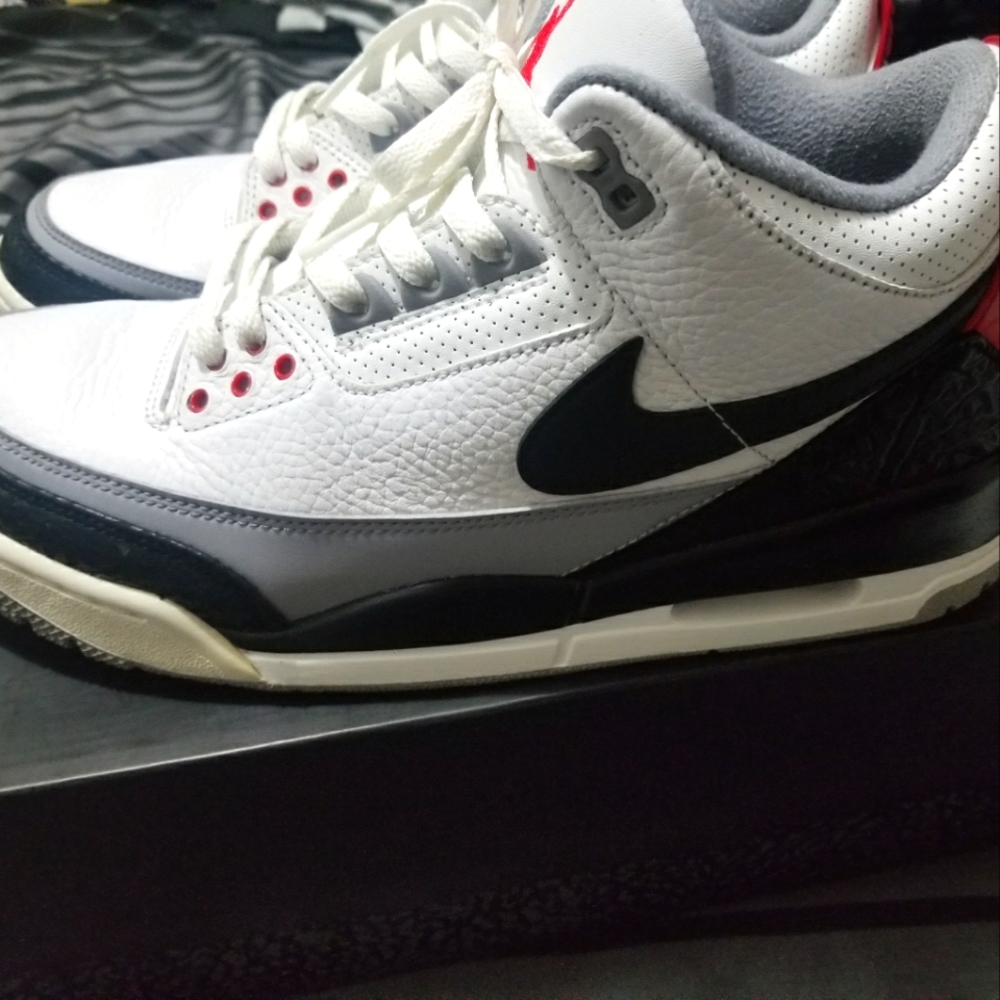 Jordan 3s